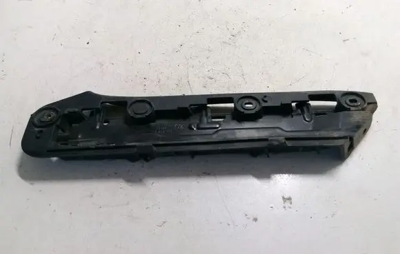 Volkswagen Caddy Front bumper mounting bracket 1T0807936