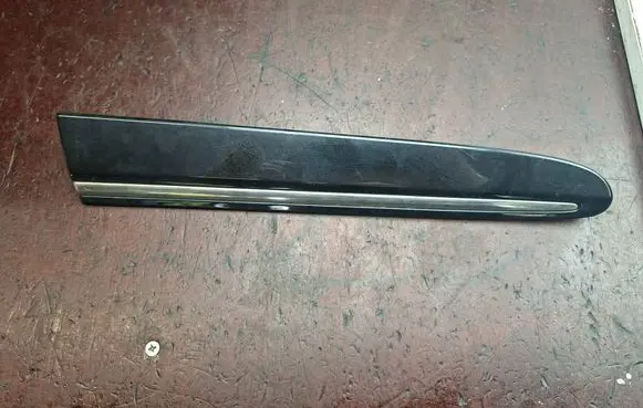 Mercedes-Benz CLK A209 C209 Rear fender molding trim A2096902662