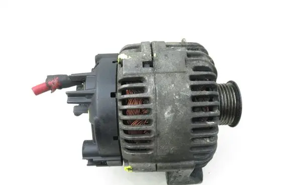 BMW 5 E60 E61 Generator/alternator 7789981