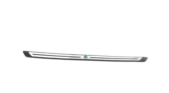 Front sill trim cover