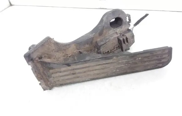 Volkswagen Touran I Accelerator throttle pedal 1T1721503H 6PV00868900