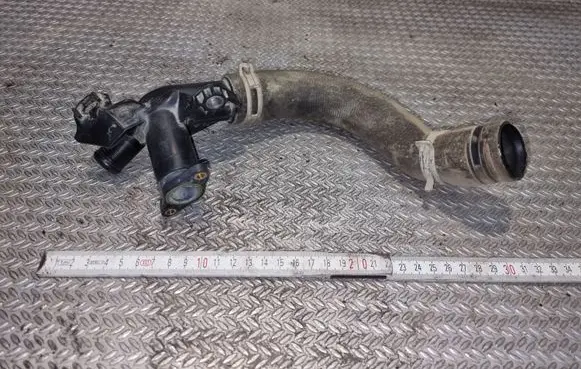 Peugeot Partner Engine coolant pipe/hose 9684589080