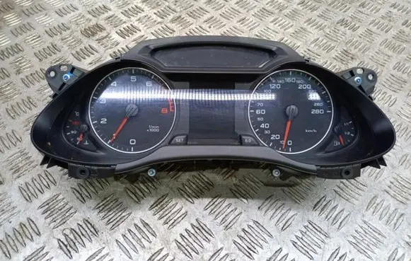 Audi A4 S4 B8 8K Speedometer (instrument cluster)