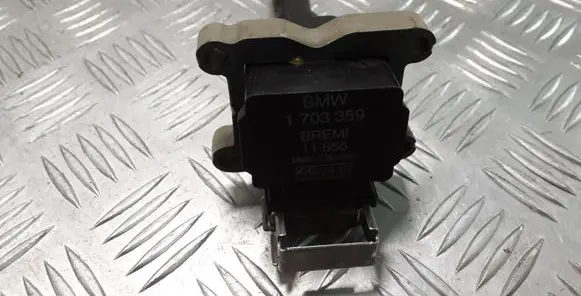 BMW 7 E38 High voltage ignition coil 1703359