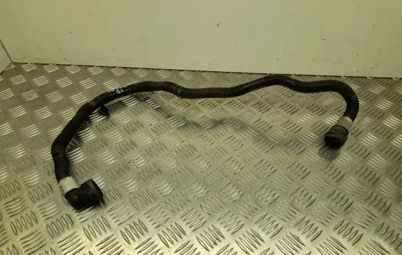 Tesla Model 3 Engine coolant pipe/hose 107758500D
