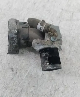 Opel Vectra C EGR valve 102301