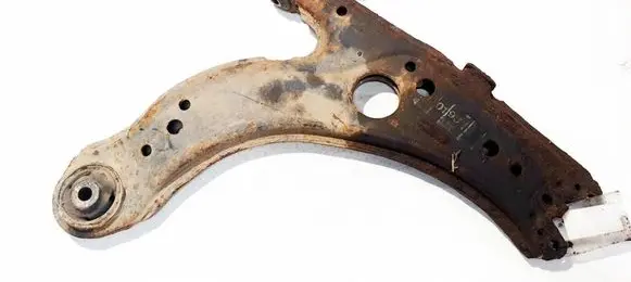 Skoda Octavia Mk1 (1U) Front lower control arm/wishbone 
