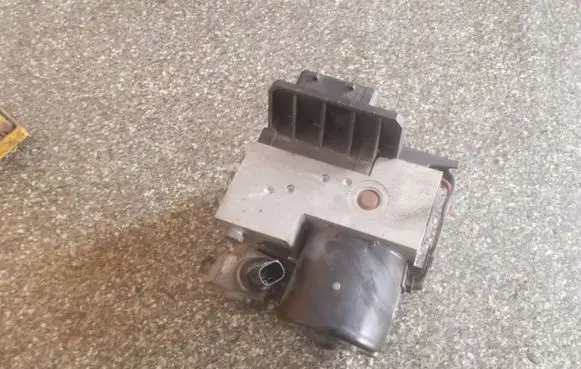 Mercedes-Benz S W220 ABS Pump 0265202444 A0044314612