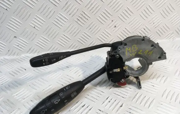 Mercedes-Benz E W211 Indicator stalk A2115400244 A1715402445