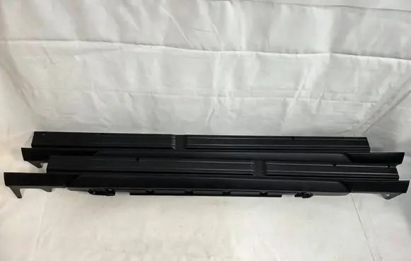 Suzuki Vitara (LY) Side skirt front trim 7723058U0 7724058U0