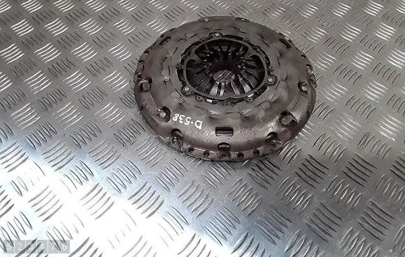Volkswagen Scirocco Pressure plate 124035410