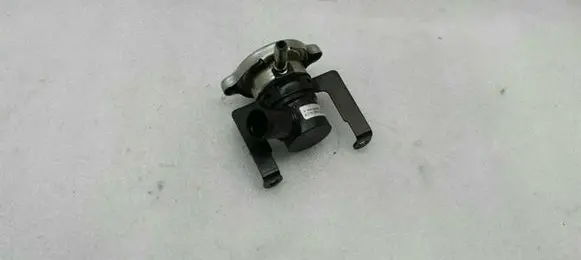 Mercedes-Benz S W221 Engine coolant pipe/hose A2752000256