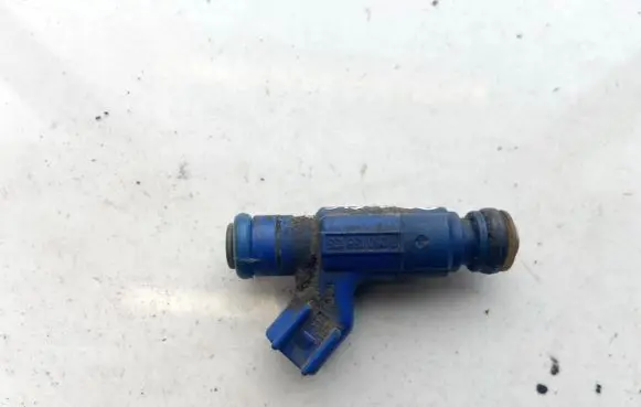 Chrysler Pacifica Fuel injector 04861615AA 0280156135