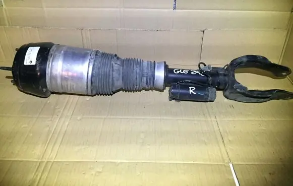 Mercedes-Benz GLE AMG (W166 - C292) Front shock absorber/damper 