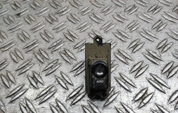 Hyundai i30 Electric window control switch 