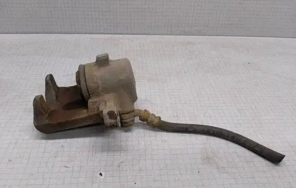 Toyota Corolla E120 E130 Rear brake caliper