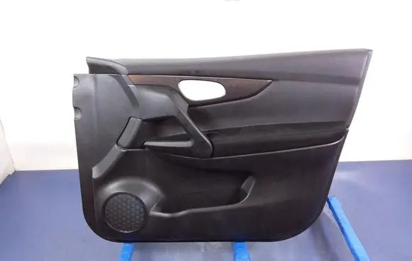 Nissan Qashqai Door card panel trim set 809224EA1A