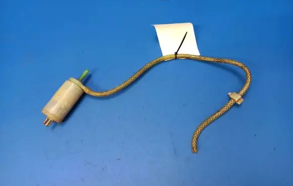 Mercedes-Benz S W126 Windscreen/windshield washer pump