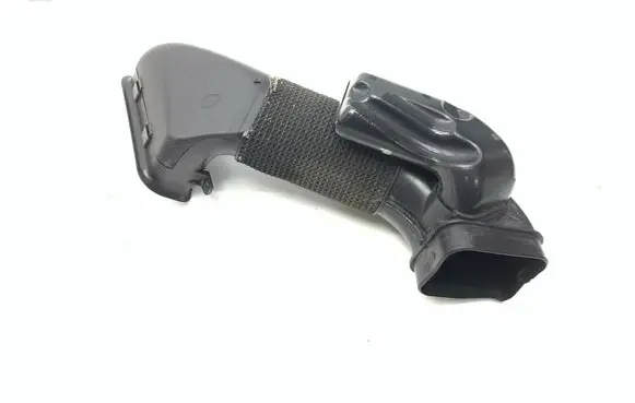Jaguar XJ X350 Air intake duct part 2W939A673AC