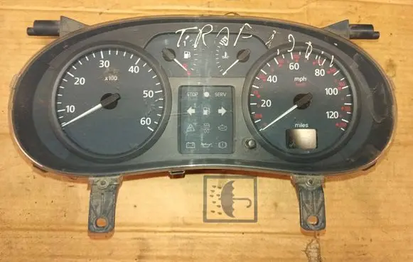 Renault Trafic II (X83) Speedometer (instrument cluster) P8200013058A P8200013058