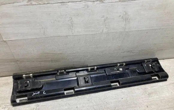 BMW X1 F48 F49 Front sill trim cover 7332331