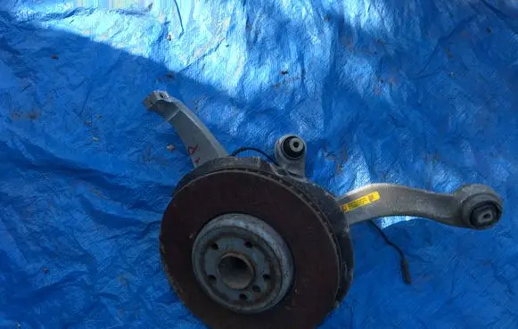 BMW 7 F01 F02 F03 F04 Front wheel hub spindle knuckle BMWF01ZWROTNICAPRZDWAHACZEPRAWA