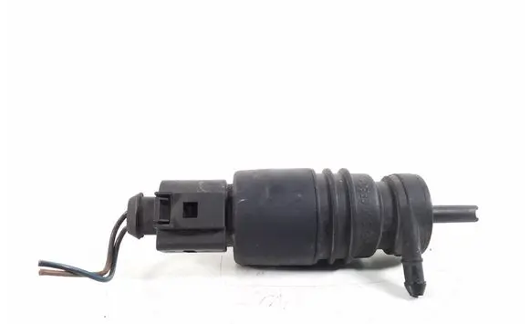Mercedes-Benz S W221 Windscreen/windshield washer pump A2218690121