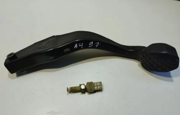 Audi A4 S4 B5 8D Brake pedal 8D1721140