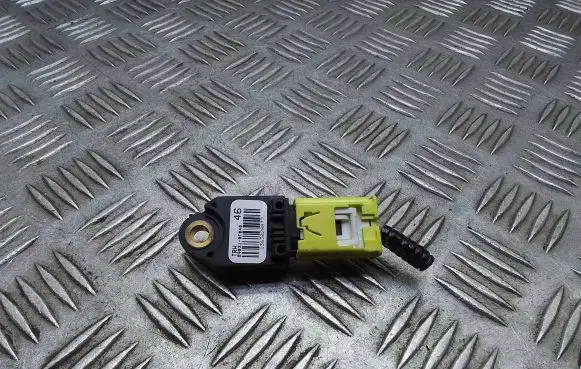 Toyota Verso Airbag deployment crash/impact sensor 898310F040