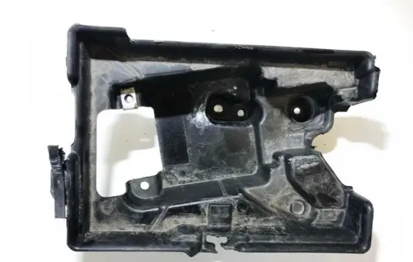 Battery box tray