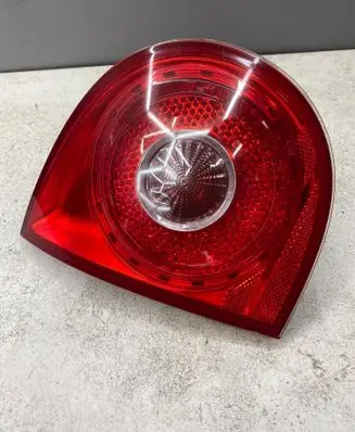 Volkswagen Golf V Tailgate rear/tail lights 1K6945093E