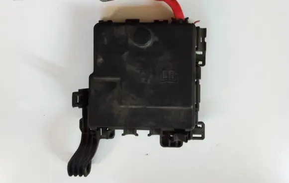 Volvo V50 Fuse module 31300557
