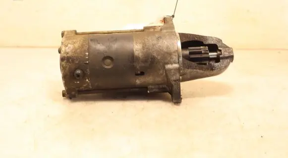 Subaru Legacy Starter motor M002T89076
