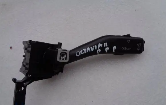 Skoda Octavia Mk2 (1Z) Wiper control stalk 1K0953519A