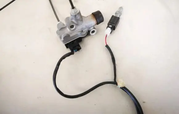 Subaru Legacy Clutch master cylinder 15647592 10512120a