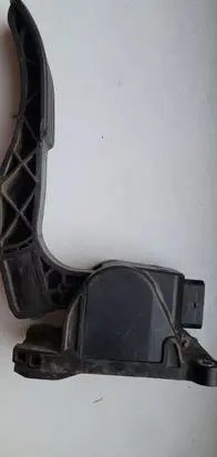 Mercedes-Benz Sprinter W906 Accelerator throttle pedal A9063000304 0280755025