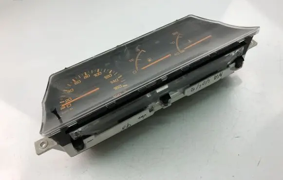 Mazda 323 F Speedometer (instrument cluster) JSBL53C