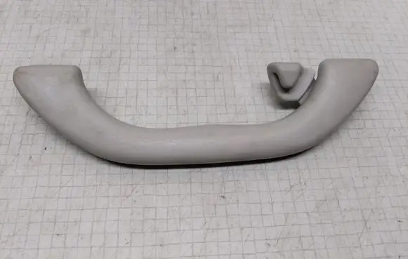 Volkswagen PASSAT B5.5 Rear interior roof grab handle 3B0857608