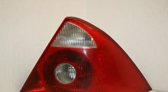 Ford Mondeo Mk III Rear/tail lights 1S7113404A 3S7113404A