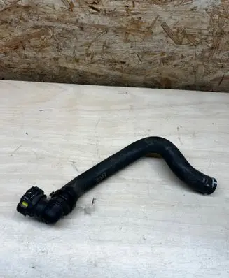 Dacia Sandero Engine coolant pipe/hose 924001635R