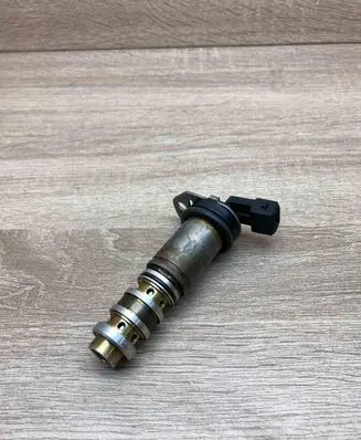 BMW 5 F10 F11 Camshaft vanos timing valve 7561265 1315094
