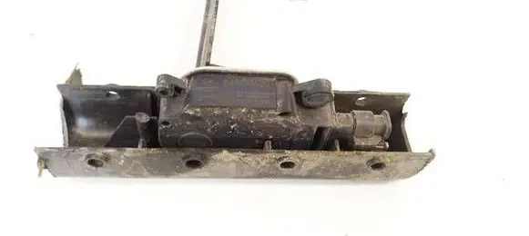 Ford Focus Central locking motor BM518476AC 6466R420