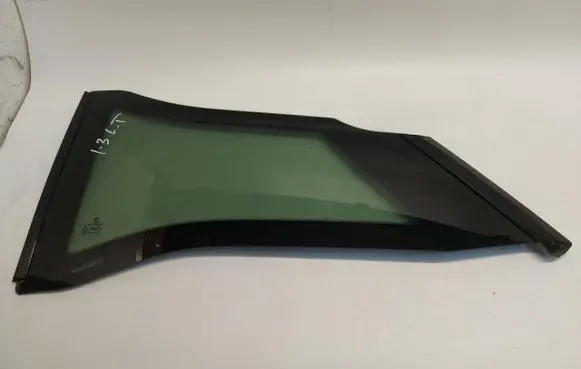 Rear side window