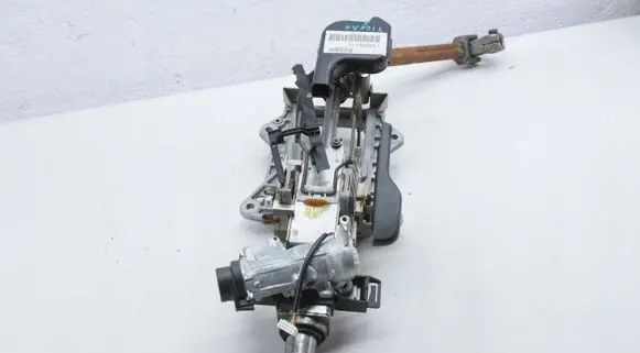Volkswagen Tiguan Steering wheel axle 5N1419502D