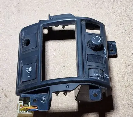 Subaru Outback Wing mirror switch 83061AJ010