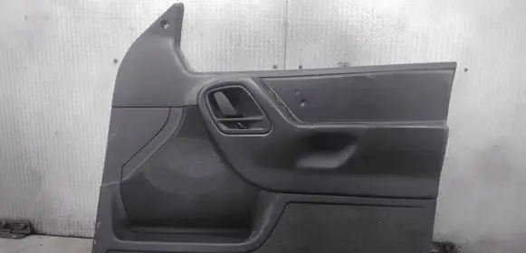 Jeep Grand Cherokee (WJ) Front door card panel trim