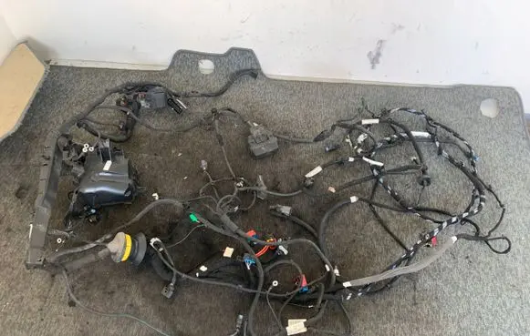 Opel Crossland X Engine installation wiring loom 