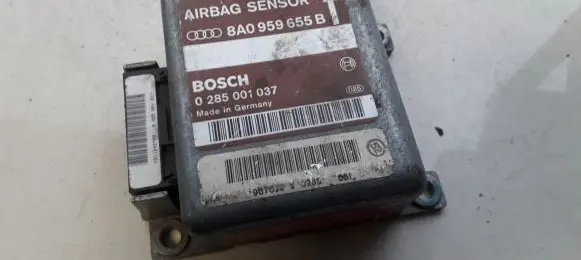Audi A6 S6 C4 4A Airbag control unit/module 8A0959655B 0285001037