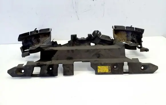 Toyota RAV 4 (XA40) Radiator trim 1668126010 1668136010