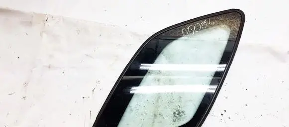 KIA Sportage Rear side window